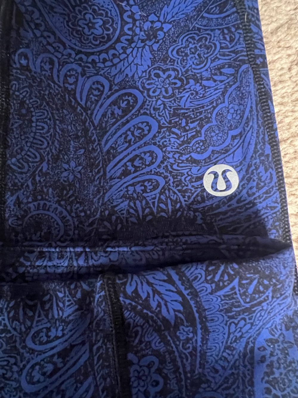 Lululemon Blue Paisley High-Rise Leggings - Picture 3 of 4